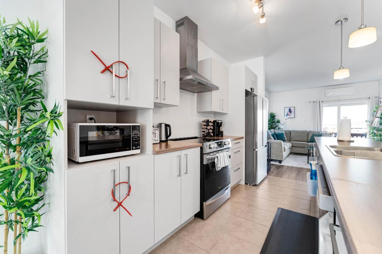 Charming And Cozy Condo Apartment Γκατινό Εξωτερικό φωτογραφία